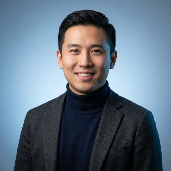 茄子视频社区顾问陈逸飞